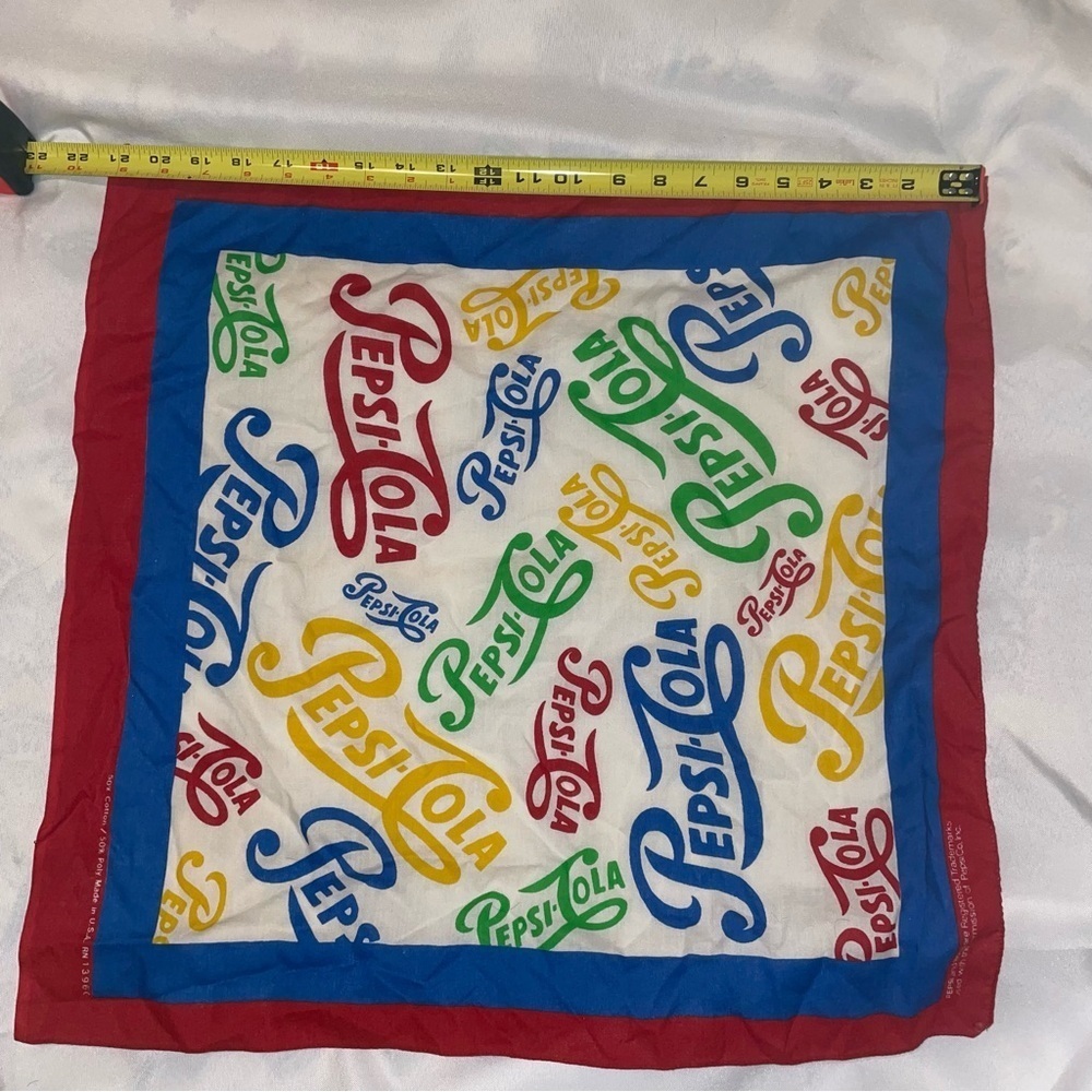 🥤Vintage Pepsi bandanna, scarf, handkerchief - Picture 6 of 9